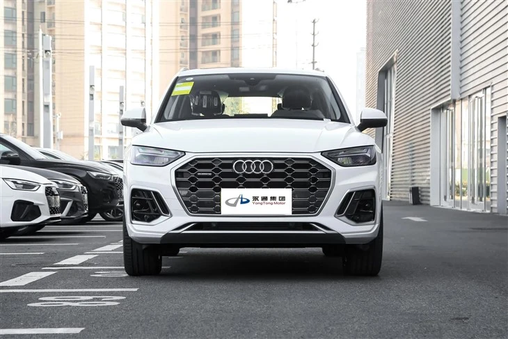 AUDI Q3 AUDI Q3