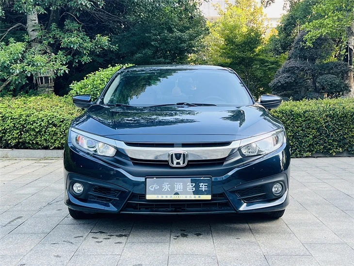 2016 Honda Civic 220TURBO Automatic Luxury Edition 2016 Honda Civic 220TURBO Automatic Luxury Edition