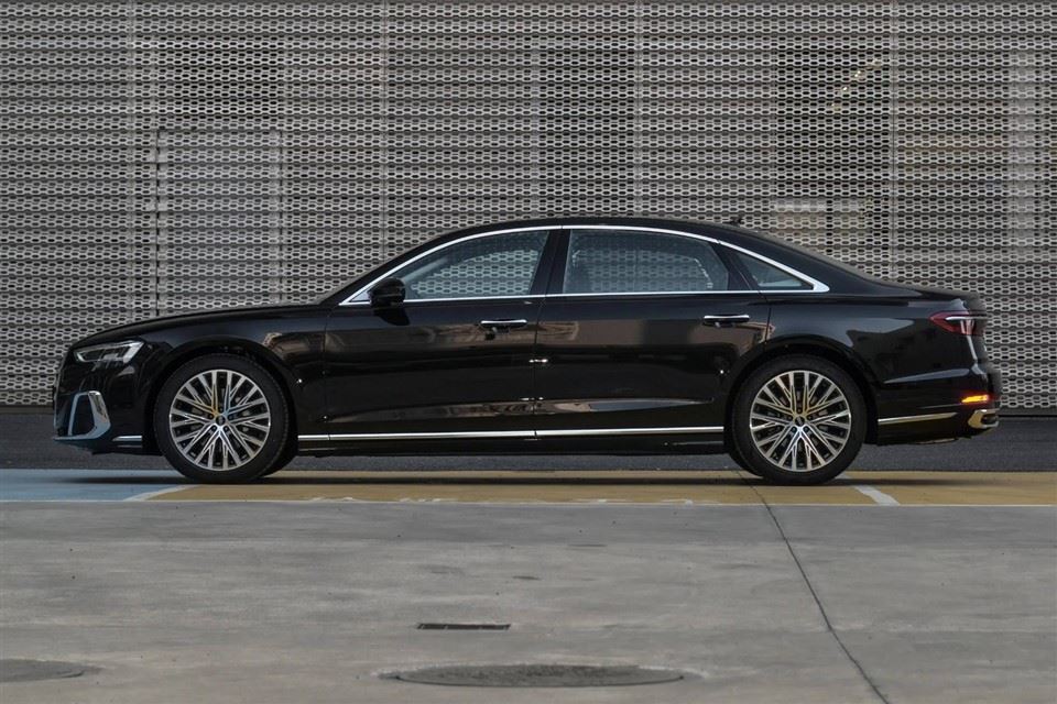 AUDI A8L AUDI A8L