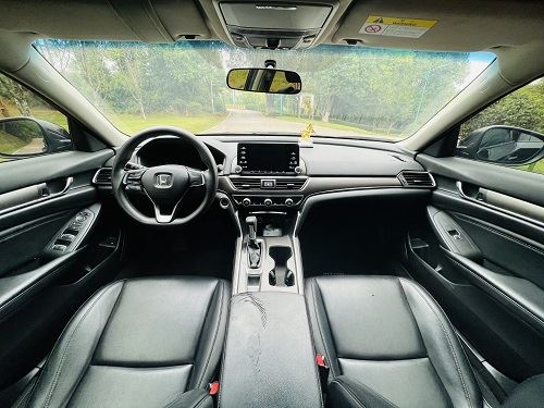 Honda2018 Accord 230 TURBO Comfort Edition Country VI best Honda2018 Accord 230 TURBO Comfort Edition Country VI best